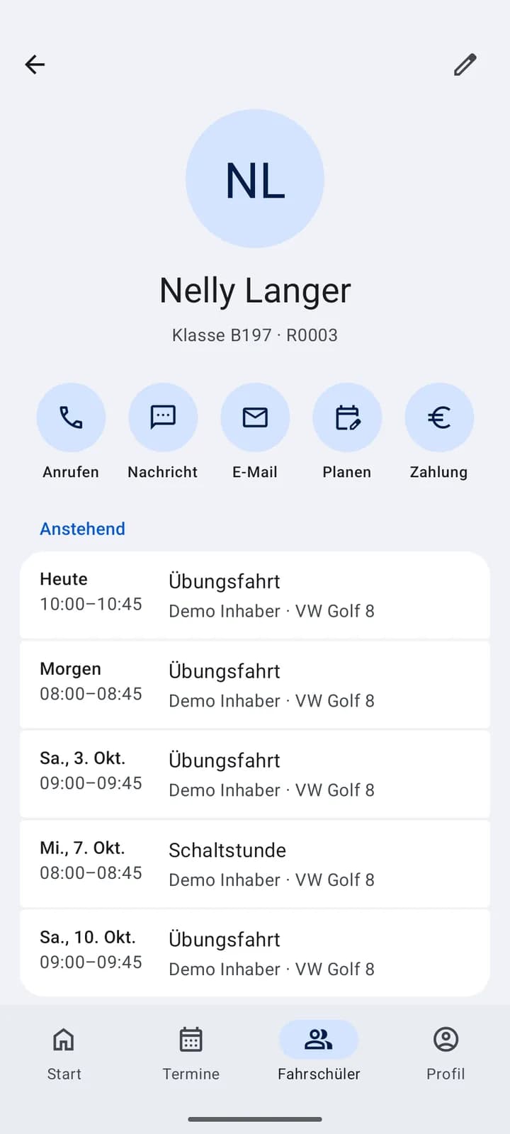 Fahrschülerakte in der App mit Kontakt, Planung und Zahlung